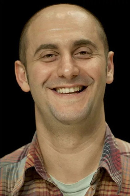 Aşkın Şenol as İrfan