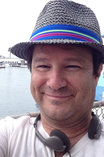 David Israel como Self