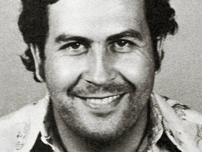 Pablo Escobar, el hombre que convirtió el terror en caridad para no llamarlo por su nombre