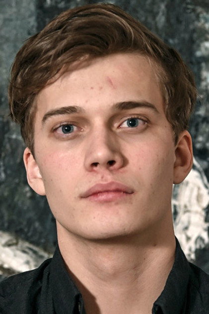 Björn Mosten como Max Järvi
