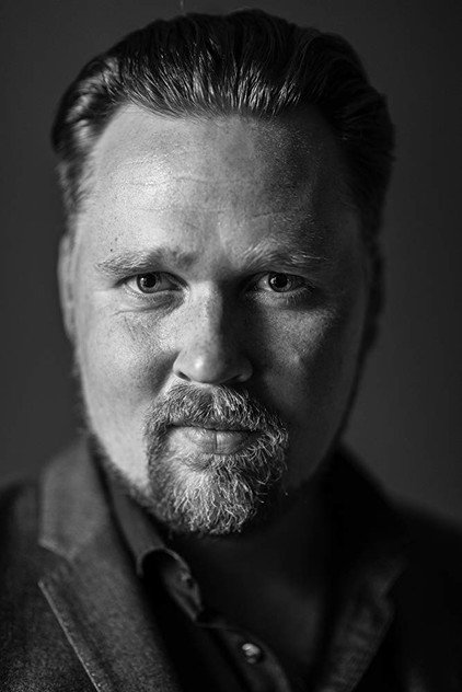 Christopher Wagelin dans le rôle de Mattis