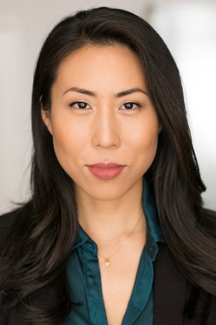 Jennifer Yun como Kim Yum