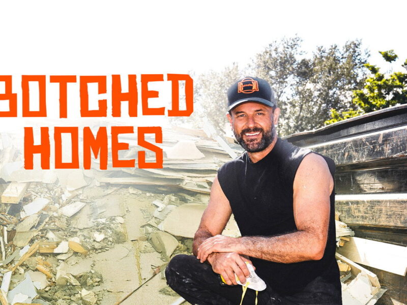 Botched Homes на HBO Max: плотник из Нью-Йорка Чарли Кавас спасает во Флориде дома, которые только выглядят готовыми