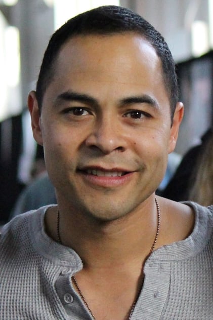Jose Pablo Cantillo rolünde Officer Peña