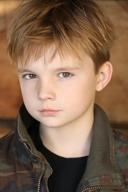 Oliver McCallum als Junge