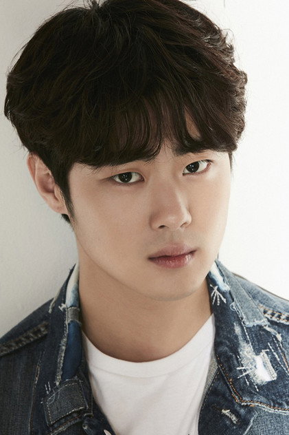 Cho Byeong-kyu as So Mun