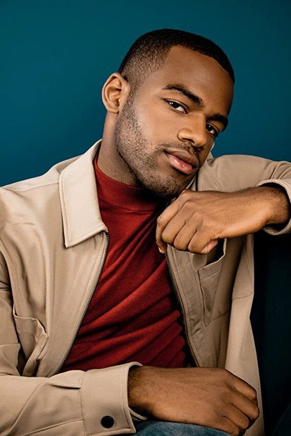 Jay Reeves como Carousel