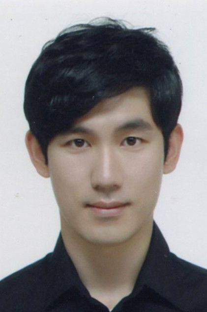 민승우 como Jung Ho-yeon (voice)