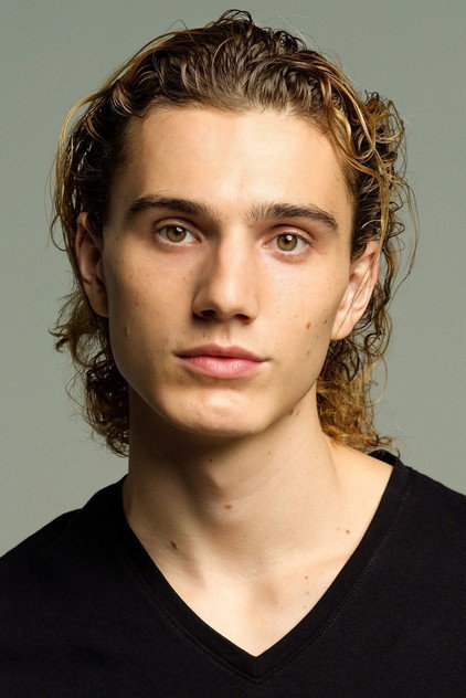 Zachary Nachbar-Seckel como Jeff Fenholt