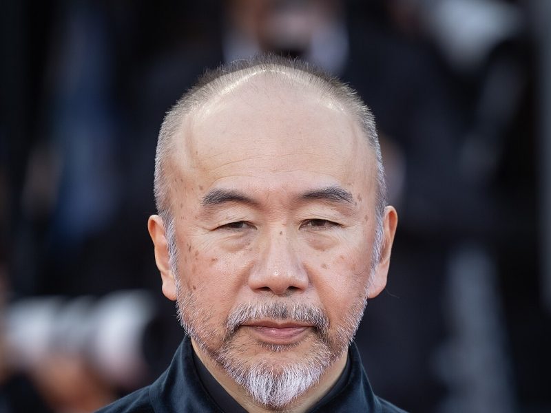 Shinya Tsukamoto, il regista che ha trasformato la carne in metallo e poi in guerra