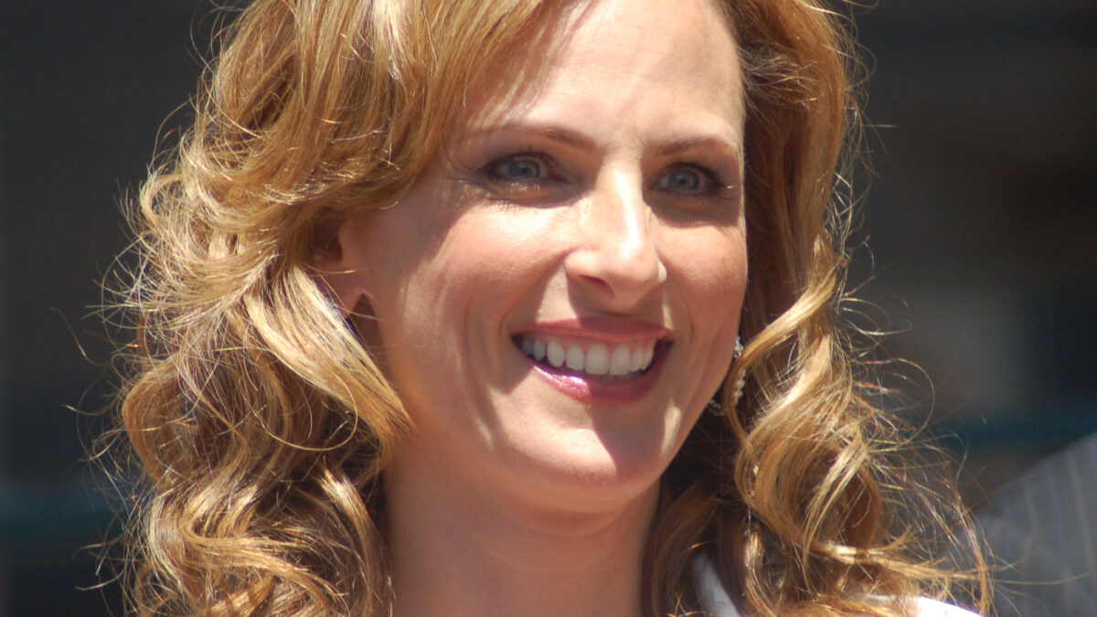 Marlee Matlin smiling at her Hollywood Walk of Fame star ceremony