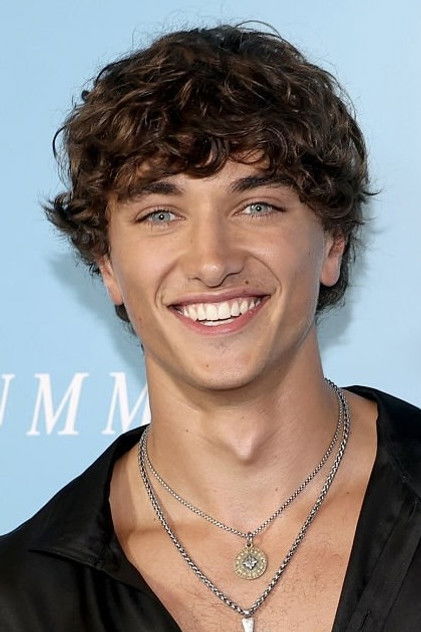 Gavin Casalegno as Jeremiah Fisher