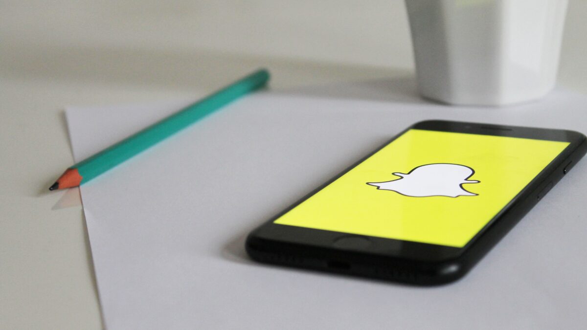 L&rsquo;IA Specs de Snap arrive sur iPhone et Mac, mais la partie anticipation reste sur invitation