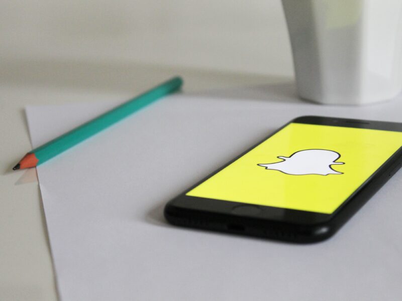 L’IA Specs di Snap arriva su iPhone e Mac, ma la parte anticipatoria è solo su invito