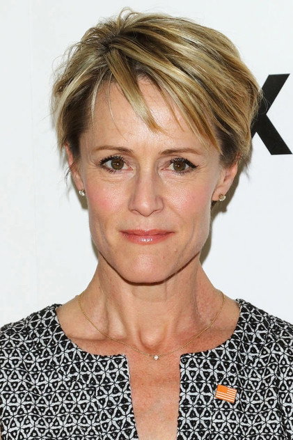 メアリー・スチュワート・マスターソン（Mary Stuart Masterson） as アンティ・ジェーン（Aunt Jane）
