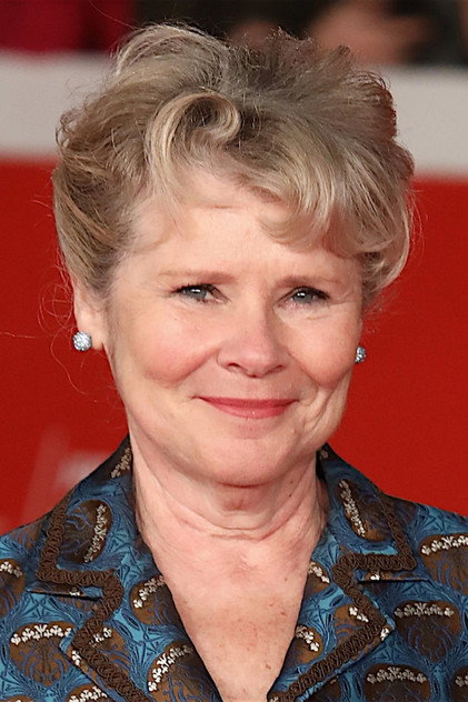 Imelda Staunton como Isabel