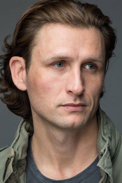 Wes Hager como Zeke