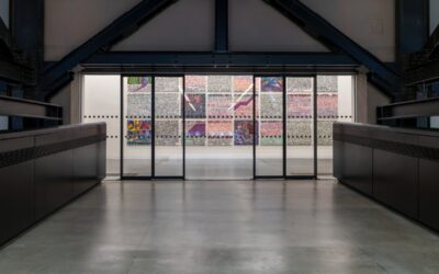 Tate Modern abre sus paredes a artistas de 16 a 25 años — junto a Warhol, Dalí y Abramović