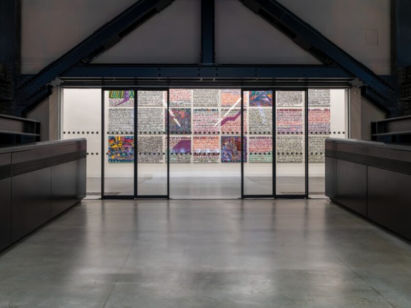 Tate Modern abre suas paredes para artistas de 16 a 25 anos — ao lado de Warhol, Dalí e Abramović