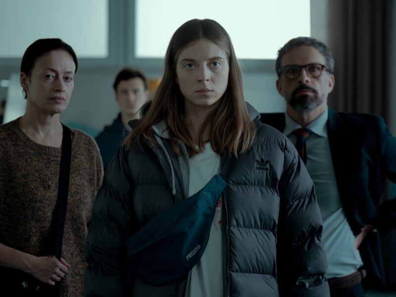 The Mothers of Penguins sæson 2 på Netflix: forældrene åbner deres egen skole, og papirarbejdet følger med