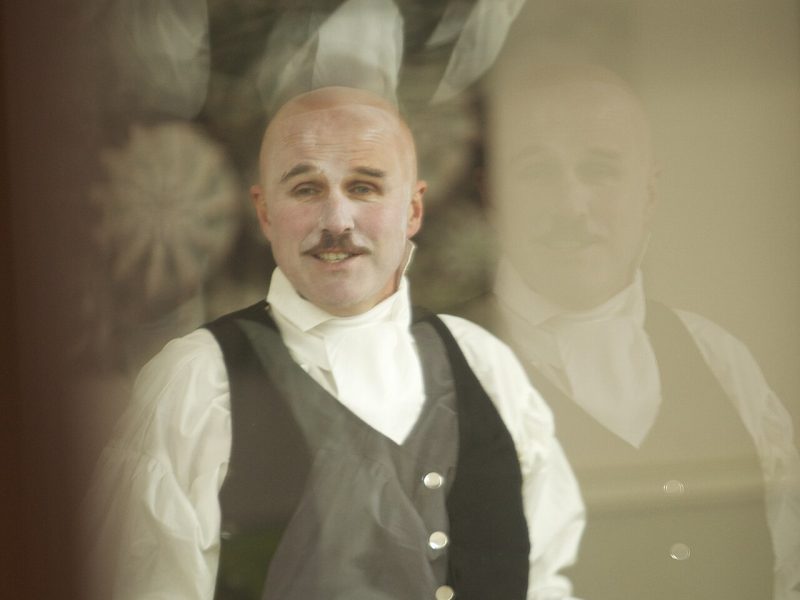 Tim Crouch, el creador teatral que deja su obra en manos de desconocidos