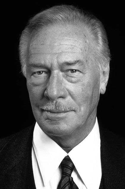 Christopher Plummer as Harlan Thrombey