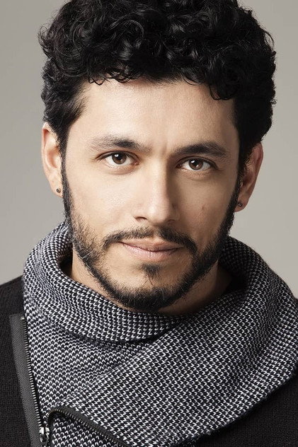 Santiago Alarcón dans le rôle de José Granados