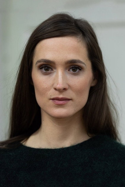 Friederike Becht nel ruolo di Lisa Konrad