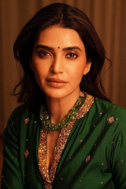 Karishma Tanna as Jagruti Pathak