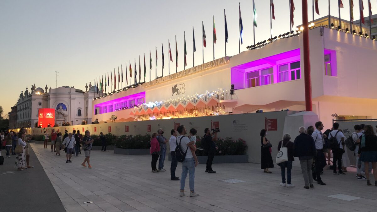 Lo que Venecia realmente premió: no las películas, sino el acto de ser testigo de ellas