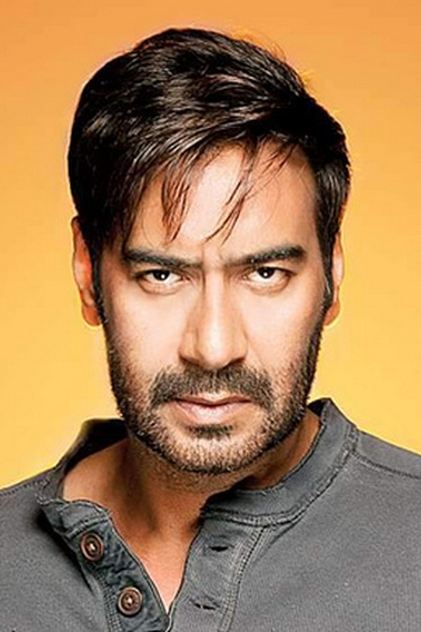 Ajay Devgn como Vijay Salgaonkar
