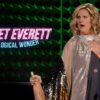 Bridget Everett, yirmi yıl görünmez kaldıktan sonra HBO’nun keşfettiği komedyen
