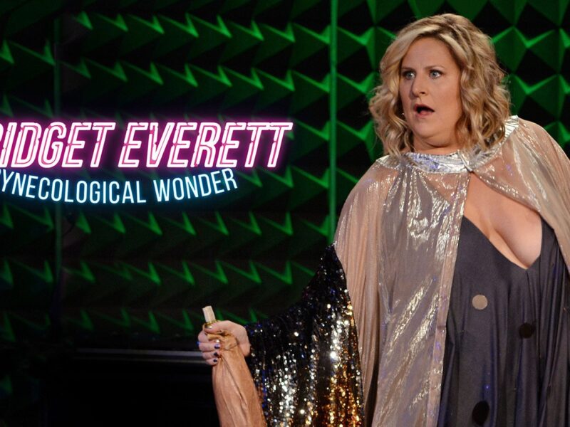 Bridget Everett, nữ diễn viên hài chờ hai mươi năm trước khi HBO chú ý đến cô