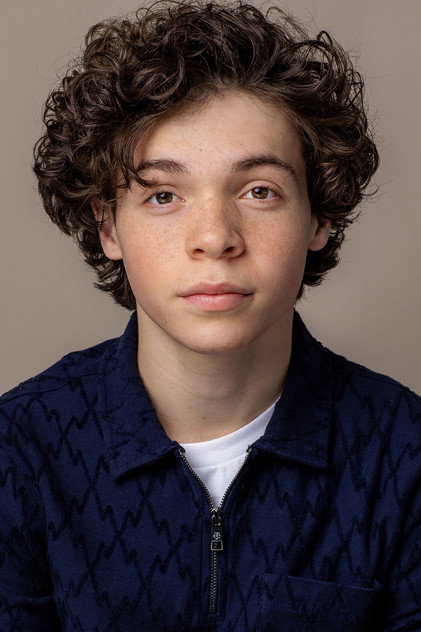 Eli Golden as Evan Goldman