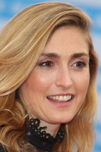 Julie Gayet como Hélène Berg