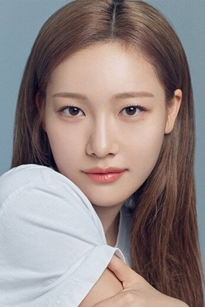 Seo Ha-jung (Seo Ha-jung) dans le rôle de 은관 (Eun-gwan)