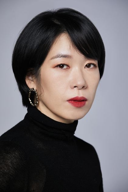 Yeom Hye-ran as Chu Mae-ok