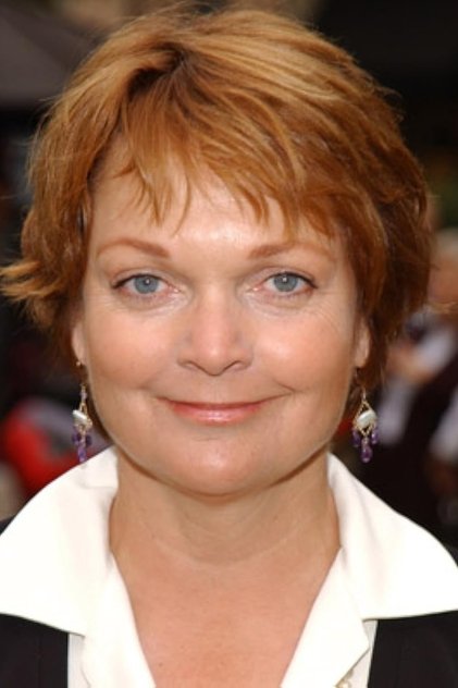 Pamela Reed como Annette O'Keefe