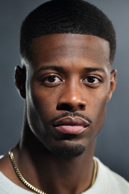Patrick Walker as Curtis Wakely