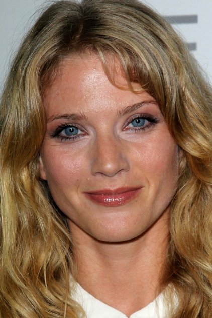 Winter Ave Zoli as Allison