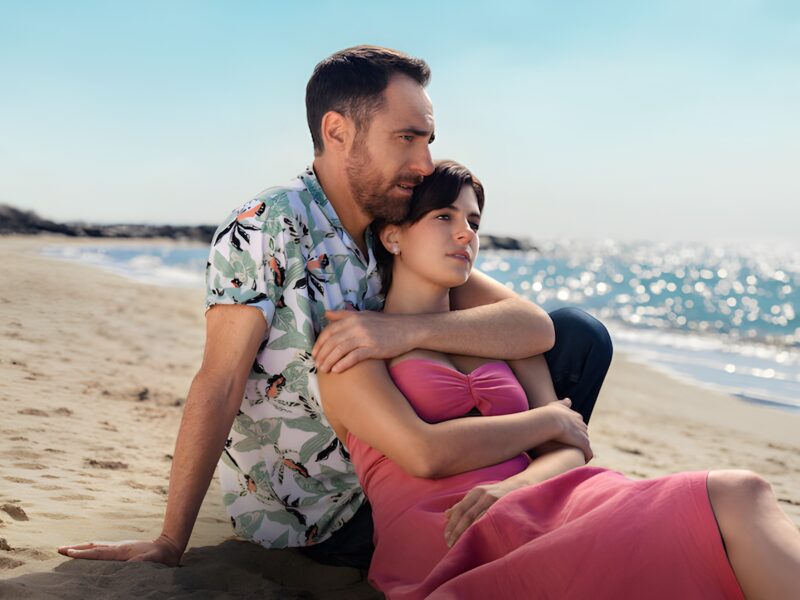 Nosotros, pero un poco mejor en Netflix: la comedia de Luchetti sobre adoptar sin estar de acuerdo
