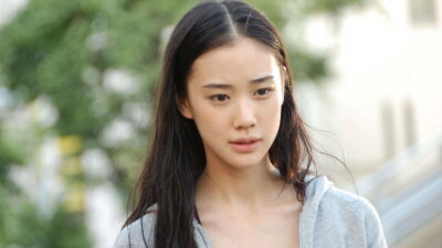 Yu Aoi in One Million Yen Girl (2008)