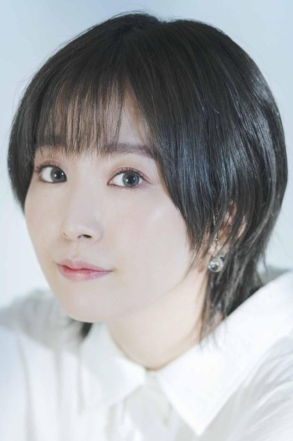 Yumiri Hanamori as Mio Kazama (voice)