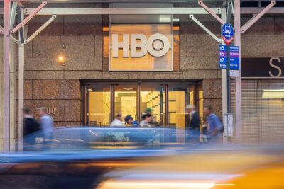 ケイシー・ブロイズが契約を延長　Paramount+の編成チームの去就を決める前に