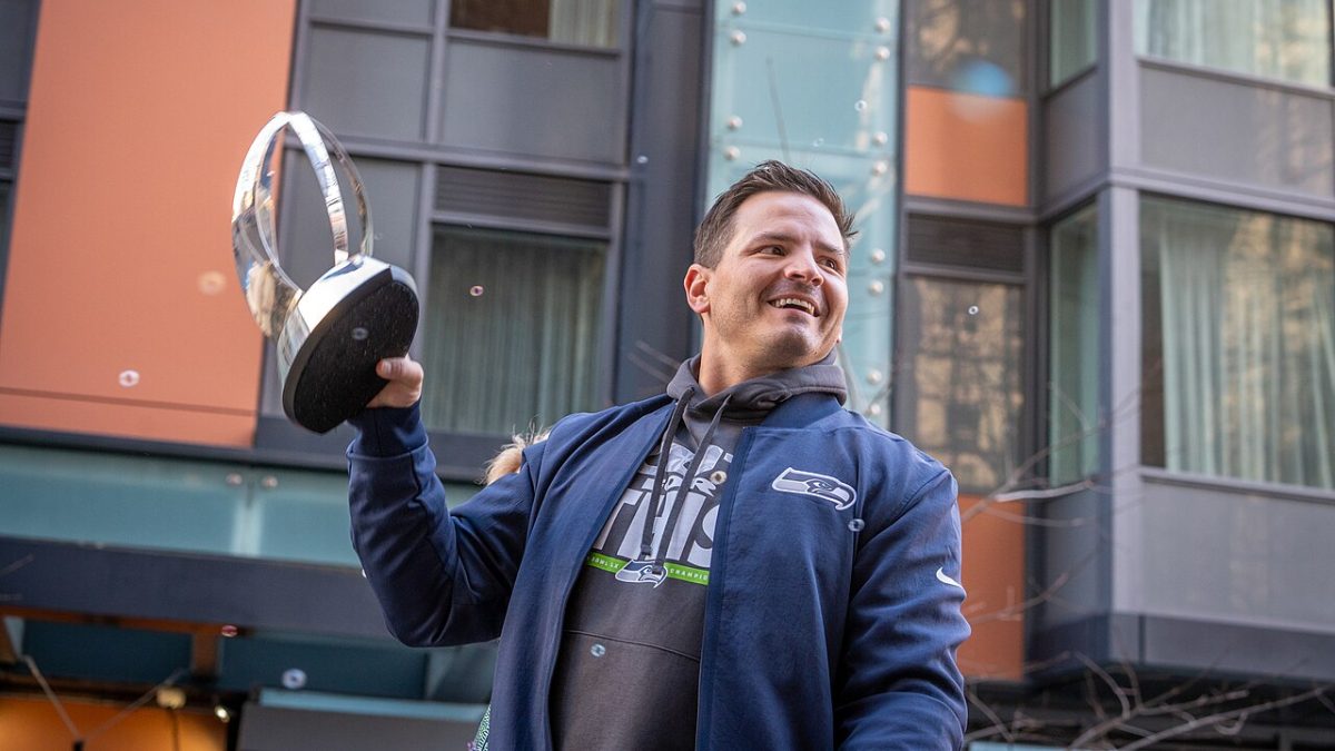 Mike Macdonald: Seattle Seahawks’ı Super Bowl şampiyonu yapan blöf ustası