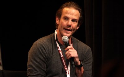 Filmul Call of Duty: regizorul Peter Berg promite „costul războiului”, văzut dintr-o singură tabără