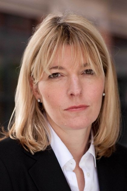 Jemma Redgrave como President Danforth