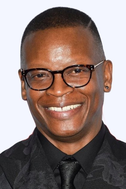 Lawrence Gilliard Jr. como Archie Moore