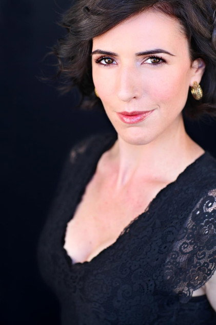 Lauren L. Murray als Brynns Mutter