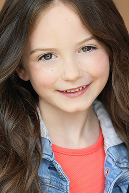 Kenlee Anaya Townsend como Young Claire